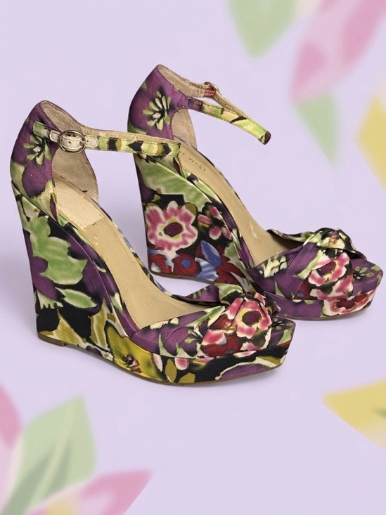 Nine West Shoes - 🌸 **Nine West Floral Fantasy Platform Wedges** 🌸